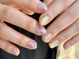 秋のキレイ目ニュアンスネイル