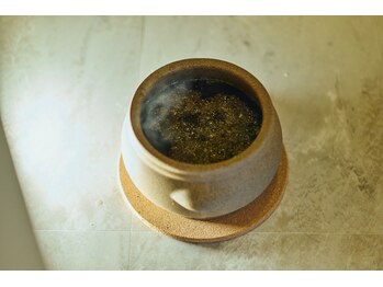 温座 久屋大通店/厳選された自然素材