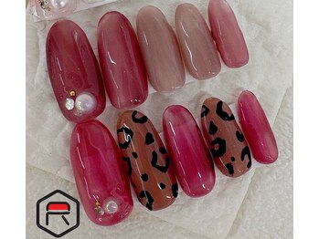 東海最大級ネイルサロン by レディスペネイル 名駅店/１００種きれい系！