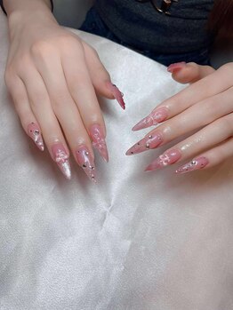 クイーンネイル(Queen Nail)/