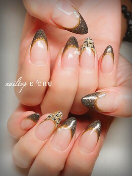 ネイルトップエクル(nail top E CRU)/ツイード×ブラック