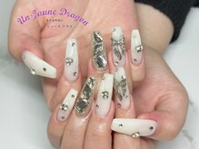 アン ジョーヌドラゴ/【ロングネイル】ホワイトネイル