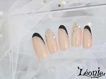 レオニー(Leonie)/ワンホン×フレンチデザイン