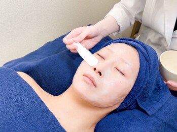 アイリス(airis)の写真/【モテ肌誕生】真皮層に酸素を届け、コラーゲンを活性化させてしょぼんだお肌をパンッ！と張ったお肌に★