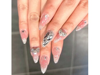 ジーナ 豊洲ベイフロント(Zina)/チークビジューワンホンネイル