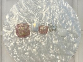 トレンド　キラキラピンク