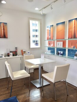 ポーラ ザ ビューティ 帯広店(POLA THE BEAUTY)/１階 エントランス内スペース