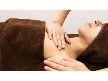 美骨小顔サロン アビー(ABBY)/巻き肩になってませんか？