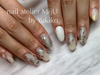 ネイル アトリエ ミジュ(nail atelier MijU)/ミラーアート×天然石風デザイン