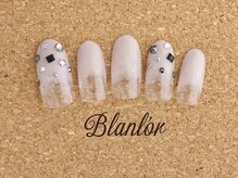 ブランロール 中目黒店(Blanl'or)/グレージュ×スタッズネイル