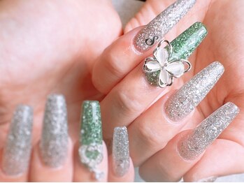 ネイルズ ラニ ル トロワ店(Nails Lani)の写真/モチの良さが自慢の『Nails Laniル・トロワ店』スカルプで派手爪からシンプルネイルまでお任せ！