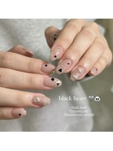 モナールアンド(MONNAL&)/シンプルベージュネイル