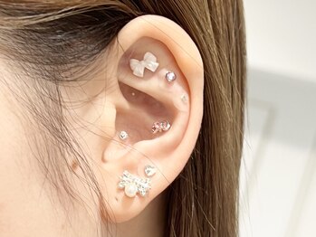 レヴィア(Revia)/耳つぼジュエリー症例☆六本木