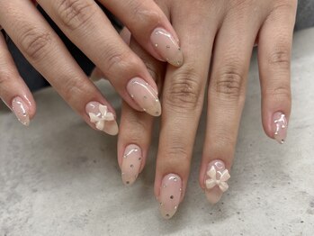 ネイルサロン ドゥ(Nail Salon Doux)/【ラテリア】ドットリボン