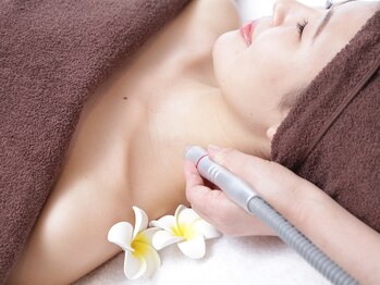 プルネ(Purune)/首のハイドラ