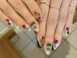 くすみカラーのカラフルネイル★