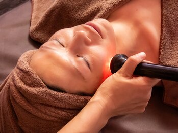 バニーアップ(Bunny up)/たるみ改善専用マシンのラジオ波