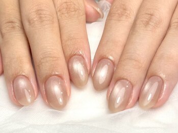 パダアット ヴァラネイル 天神南店(PADA at VALLANAIL)/マグネットネイル/上品ピンク