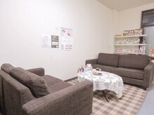 エシア(ECIA)/落ち着く雰囲気の店内