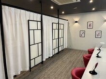 ホワイトニングラボ(Whitening Labo)の雰囲気（清潔感のある店内♪お子様連れもご来店可）