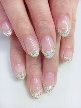 ネイルサロン ティアラリュクス 市川北口店(Tiara Luxe)/ラメフレンチ