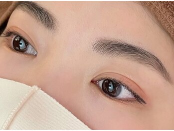 インブロウ(in Brow)/