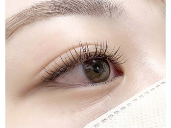 フォンテーヌブロー 野々市店(Fontaine Brow)/フラットマットラッシュ