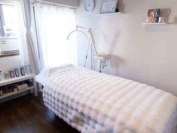 アンナビューティ 六本木 乃木坂店(Anna Beauty)の写真/【乃木坂駅徒歩0分】貴方のお悩みに合わせた施術でいつまでも若見えするキレイな素肌を手に入れられます◎