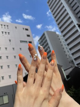 Mネイルアンドカフェ シェレステ/蛍光オレンジ^_^