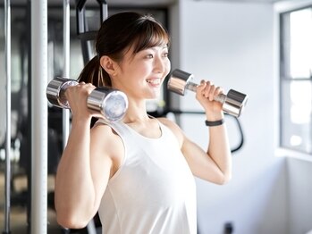 シェイプラボ 神田店/筋肉トレーニング