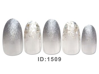 ネイルクイックオアシス ペリエ千葉店/2025年11-12月シンプルデザイン