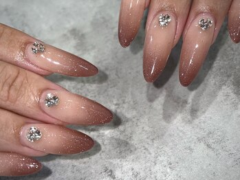 リノネイル(Lino Nail)/スカルプフラッシュラメグラデ