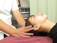 森の整体院/頭の施術