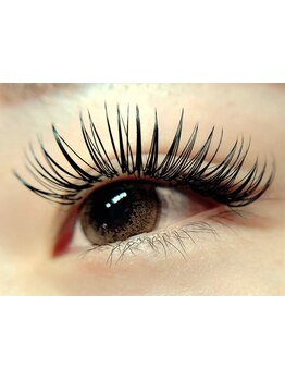 ボリュームのある目元にしたい