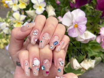 イチマルサン(N゜103)の写真/仕上りの美しさに定評あり◎デザイン性の高さも魅力♪思わず見惚れてしまう、周りに自慢したくなる指先に★