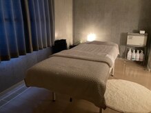 キープ フィット サロン イフ(keep fit salon if)の雰囲気（お部屋は少し暗めでゆったりした気分でお過ごし下さい）