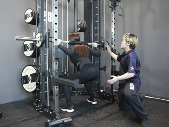 アライブ 四日市(Alive)/下半身トレーニング