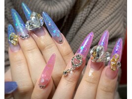 【18】 アクリルスカルプチュア