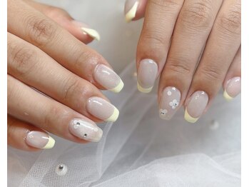 レア(le`a)/イエローフレンチネイル