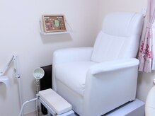 ベル(bell)の雰囲気（フットネイルはリクライニングチェアでの施術です★）