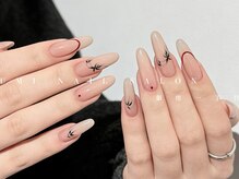 ユミ(Umi)/手描きネイル