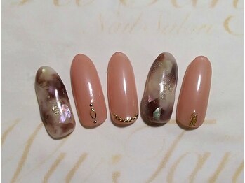 ウータン(Wu-Tang)/白べっこうネイル￥8700