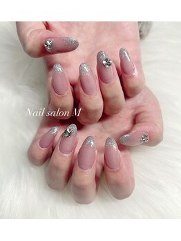 ネイルサロン M/持ち込みデザイン　8640円