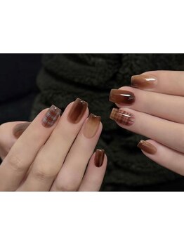 ショートネイルデザインが豊富