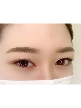 ナチュラル上品な目元にしたい