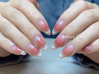 ヴィーナスネイル(Venus Nail)/チークマグネットフレンチ