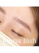 ジェンナラッシュ(jenna lash)/人気のアイブロウスタイリング
