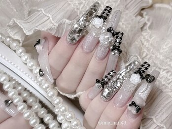 リンドネイル バイ モカ アンド ララ(Lind nail by moca and LaLa)/【mio】千鳥柄ネイル
