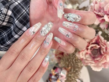 グロー ネイル(Glow Nail)/