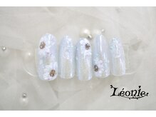 レオニー(Leonie)/オーロラマグ×フラワーネイル